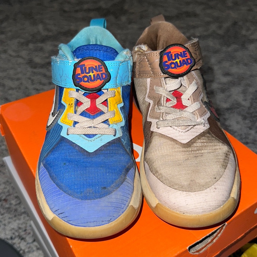 Nike Space Jam shoes